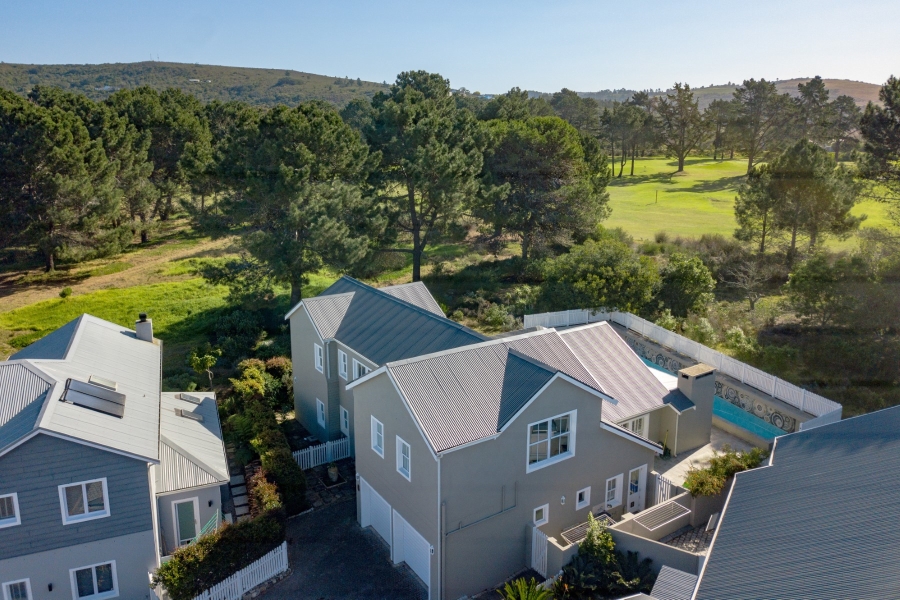 4 Bedroom Property for Sale in Goose Valley Western Cape